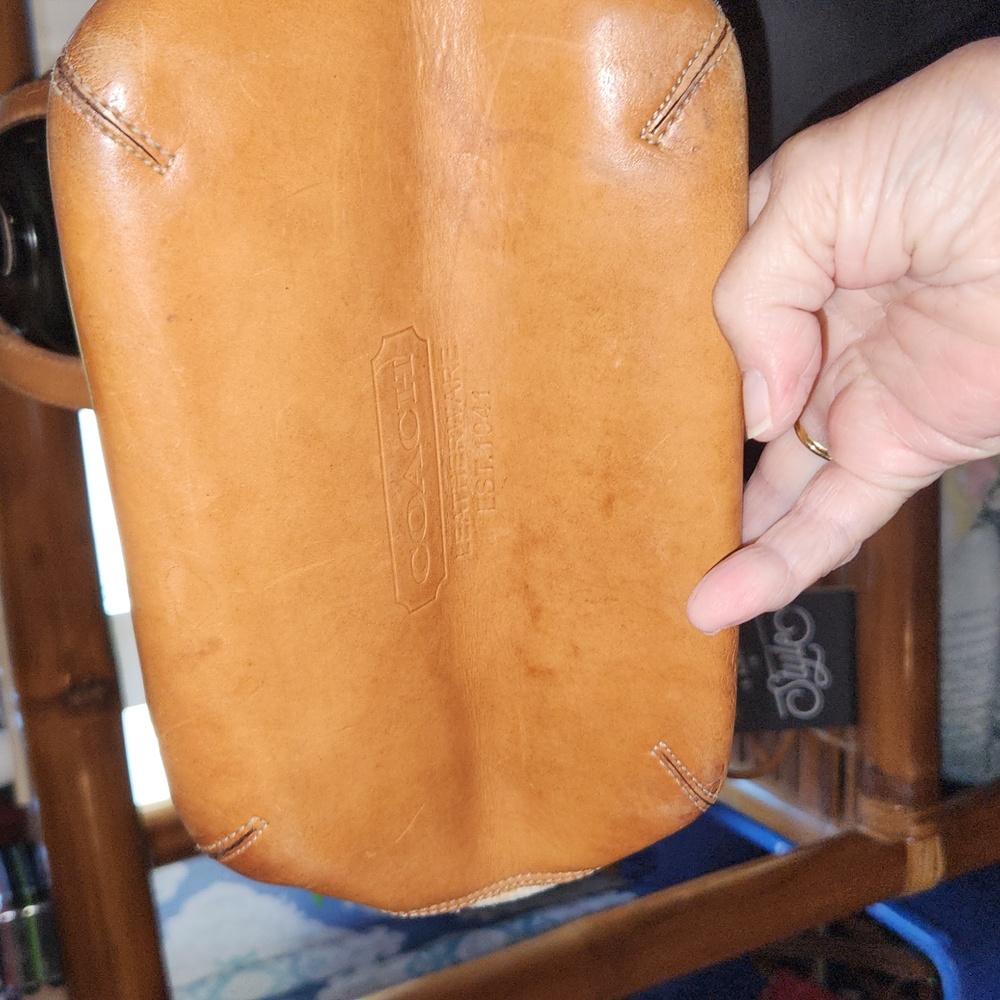 Vintage Coach Shoulder Bag - Picture 2 of 11